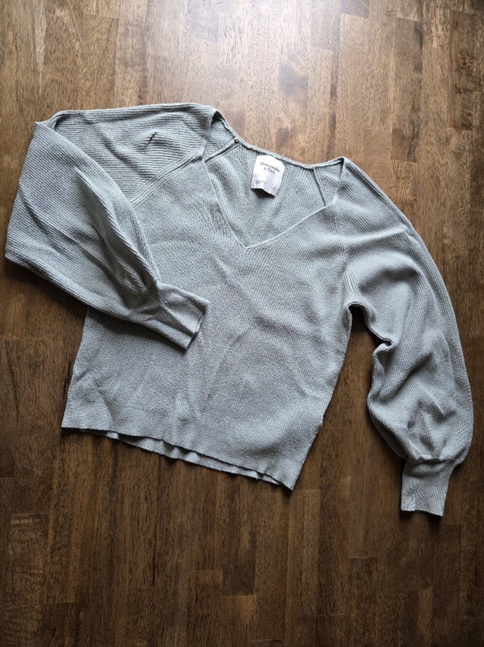 Ribbed Sage Green V-Neck Sweater with Balloon Sleeves